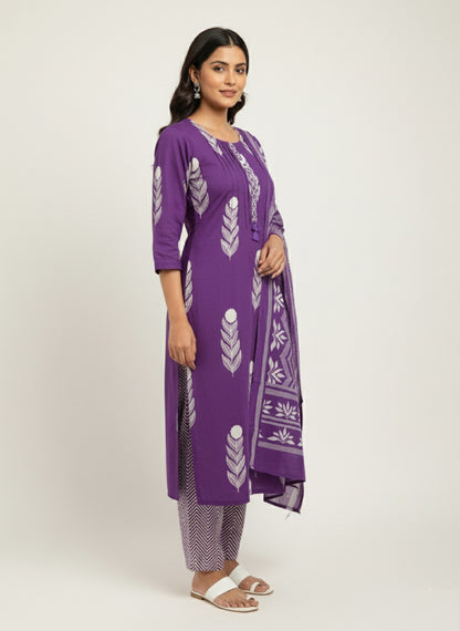 Green Embroidered Cotton Kurta with Trousers & Dupatta